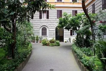 Bed and Breakfast Sergio House 4*