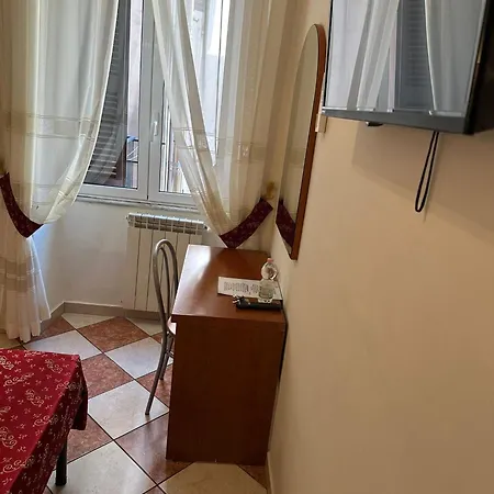 Oda ve Kahvaltı Sergio House Roma