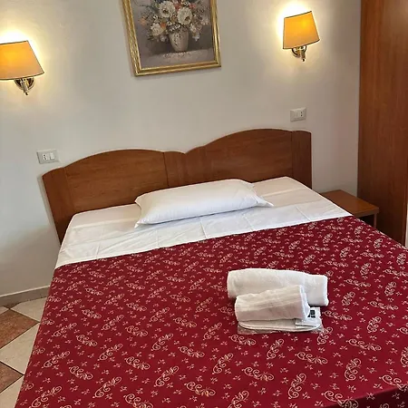 Sergio House 4* Roma