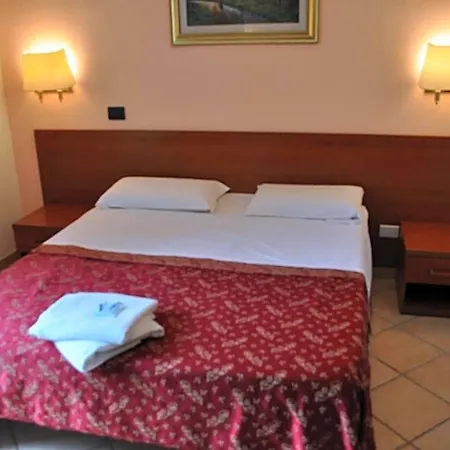 Sergio House Panzió 4*