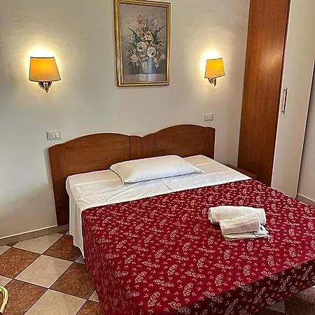 Sergio House Oda ve Kahvaltı 4*