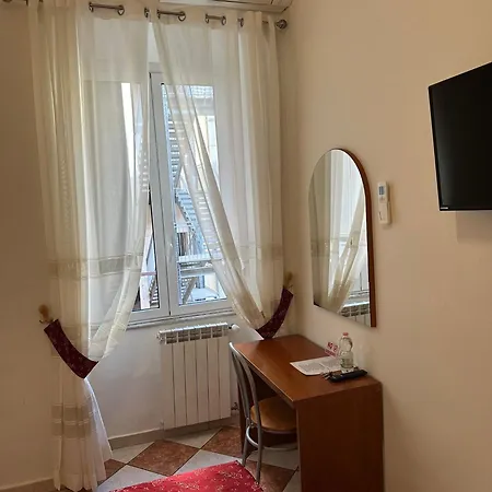 Sergio House 4*